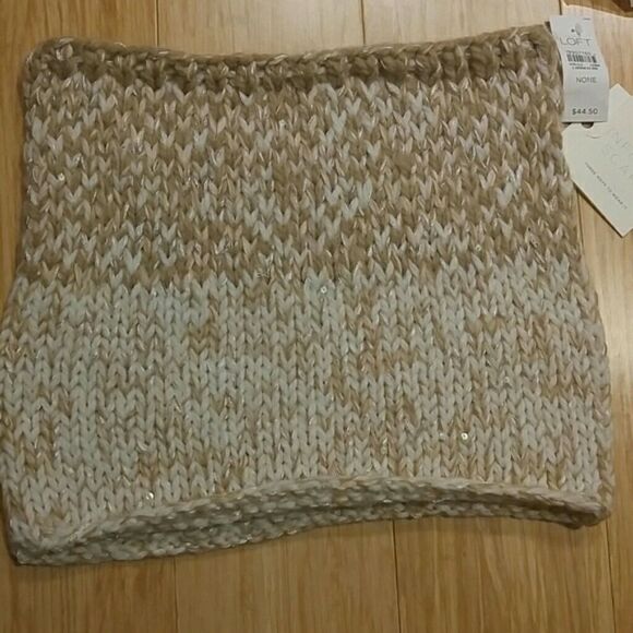 Ann Taylor LOFT Infinity Scarf - Picture 3 of 3